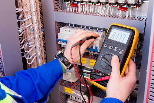 Picture of a multimeter device.
